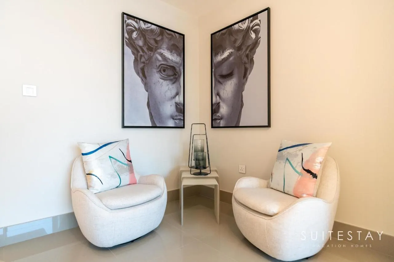 Fountain And Burj Khalifa Facing Exclusive Suite Dubai Apartment