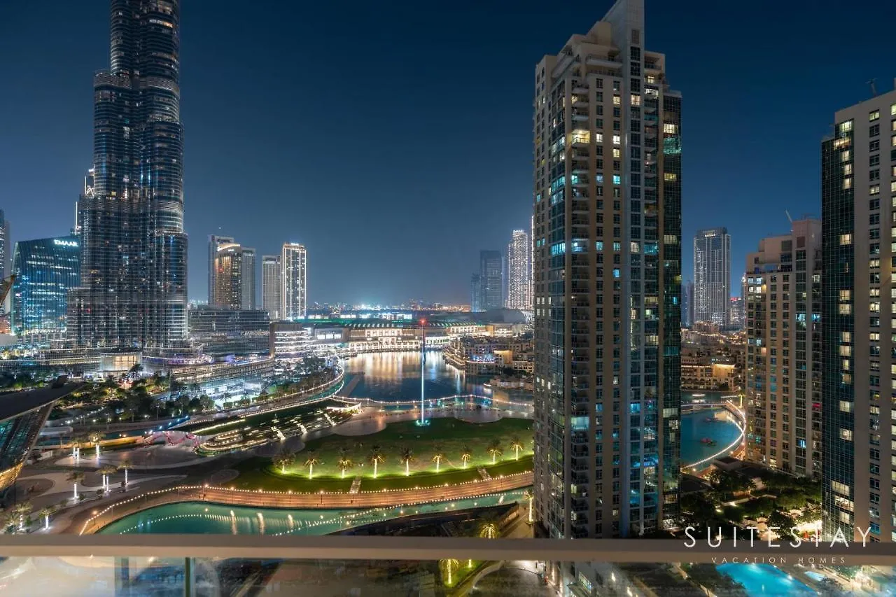 Fountain And Burj Khalifa Facing Exclusive Suite Dubai United Arab Emirates