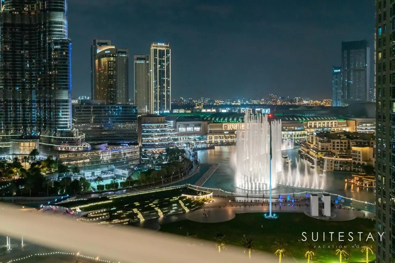 Fountain And Burj Khalifa Facing Exclusive Suite Dubai United Arab Emirates